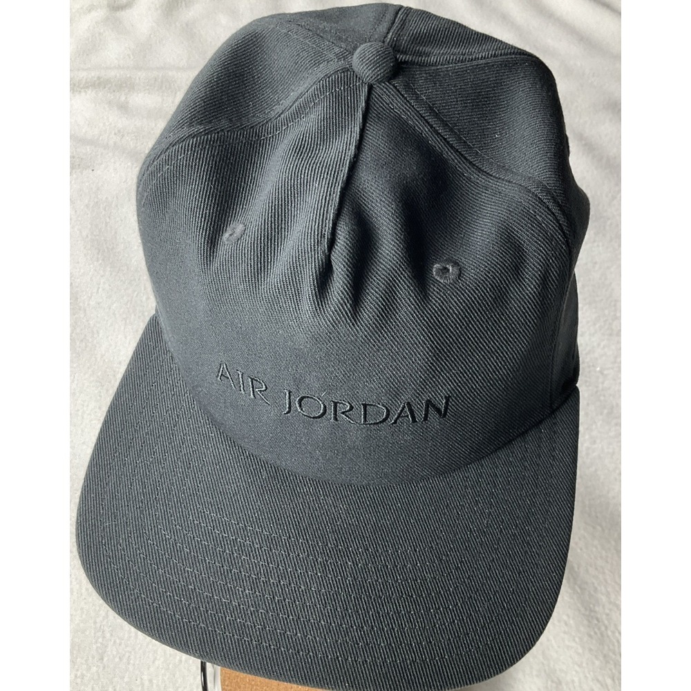 Nike‎ Air Jordan Adult  Medium/Large Adjustable SnapBack Pro Hat Cap NWOT